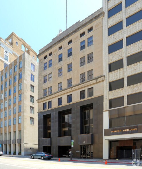 More Photos Of 10 E 3rd St, Tulsa Office For Sale