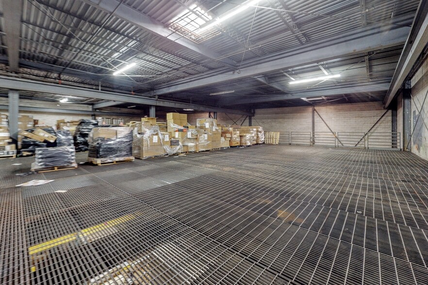 More Photos Of 201 2nd St, Perth Amboy Warehouse For Sale