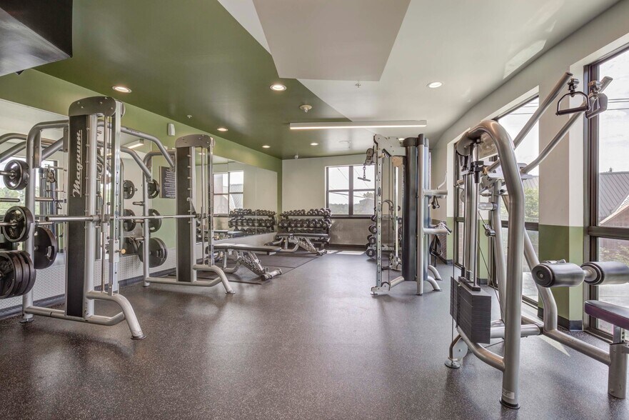 More Photos Of 8150 Baltimore Ave, College Park Apartments For Lease