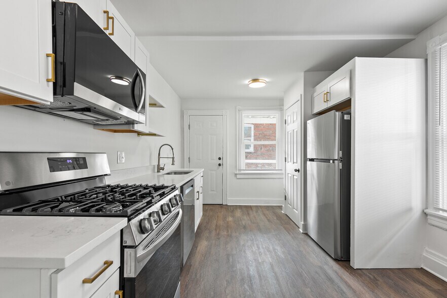 More Photos Of 3203 Ellwood Ave, Richmond Apartments For Sale