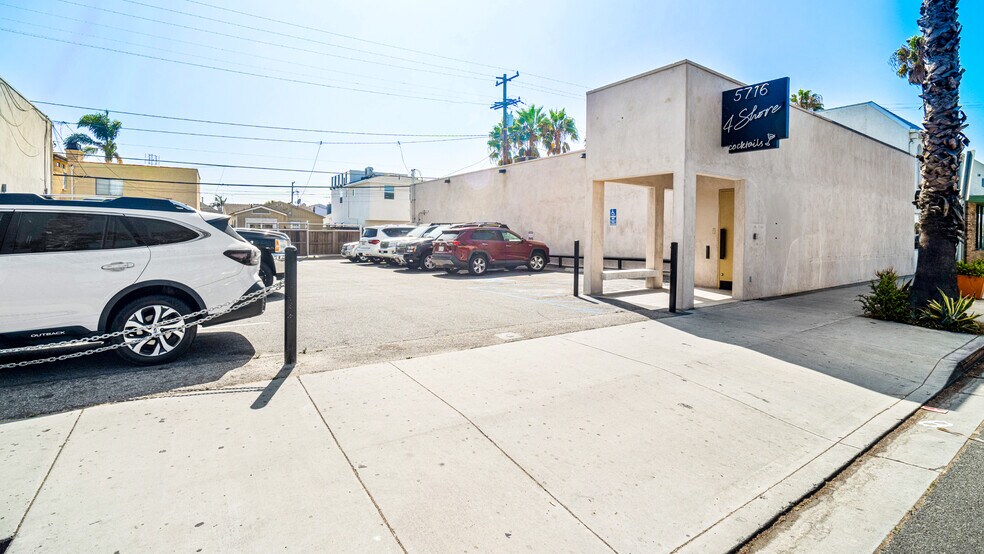 More Photos Of 5716 E 2nd St, Long Beach Restaurant For Sale