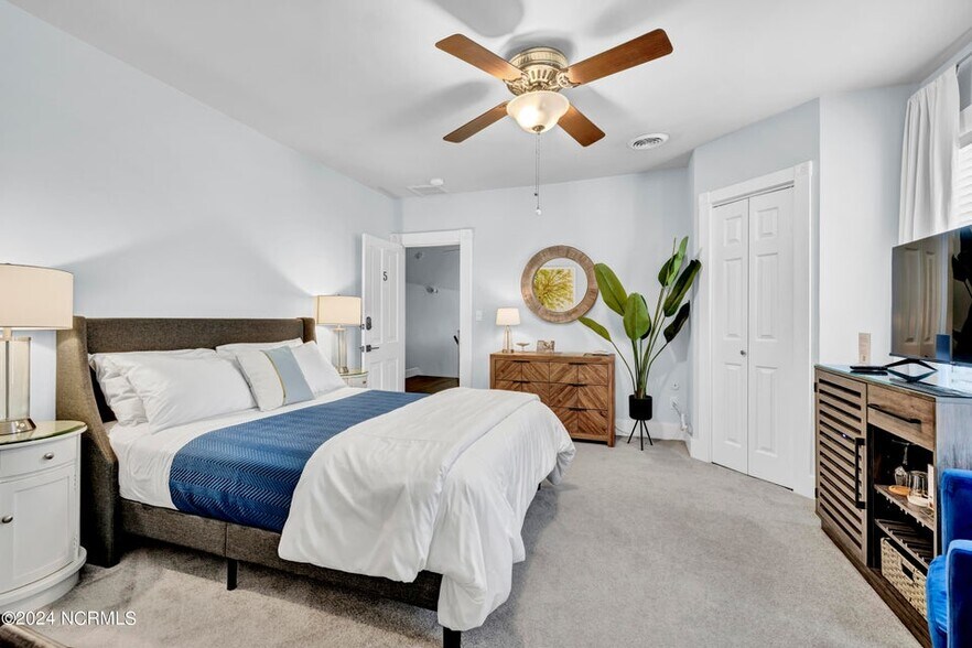 More Photos Of 412 S 3rd St, Wilmington Hospitality For Sale