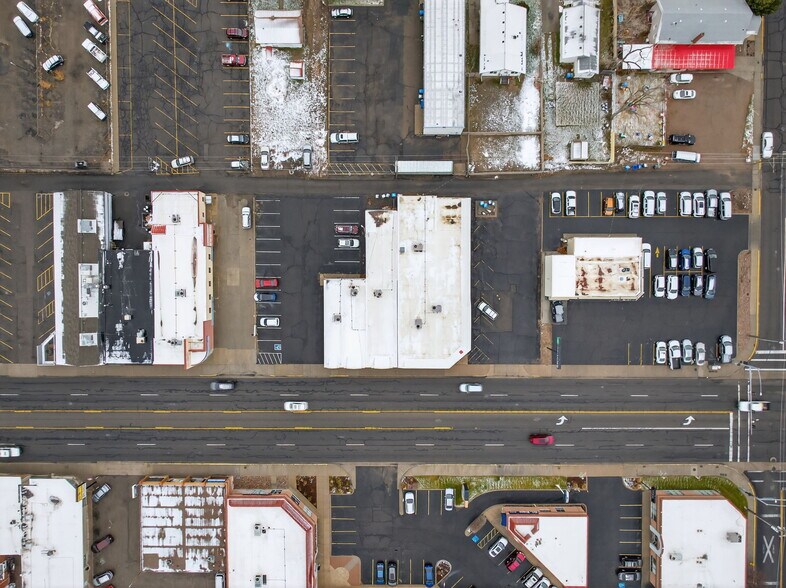 More Photos Of 344 Yellowstone Ave, Pocatello General Retail For Lease