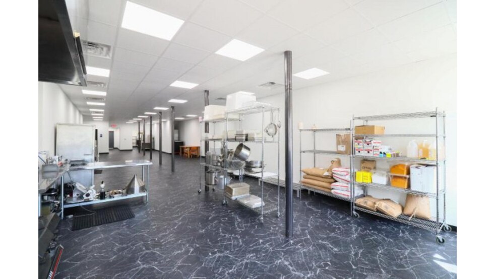 More Photos Of 717 Rose St, La Crosse General Retail For Lease