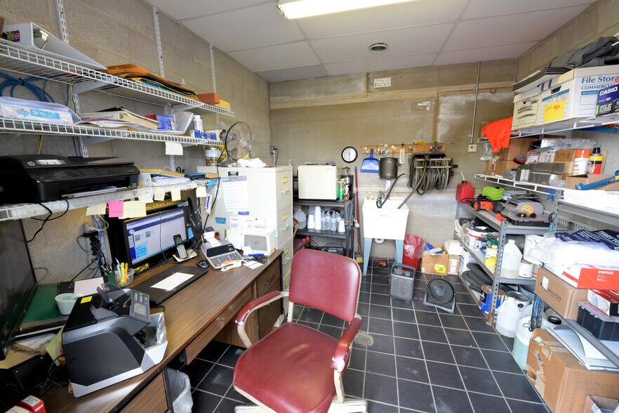 More Photos Of 2455 Maysville Pike, Zanesville Carwash For Sale