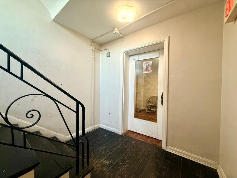 More Photos Of 2334 Kemper Ln, Cincinnati Apartments For Sale