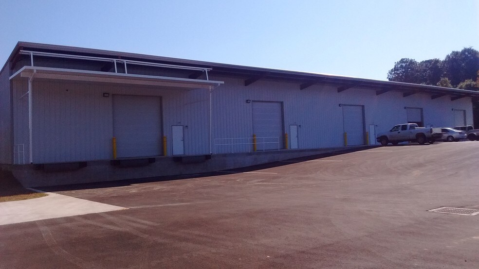 More Photos Of 100 N Lloyd St, Crestview Industrial For Sale