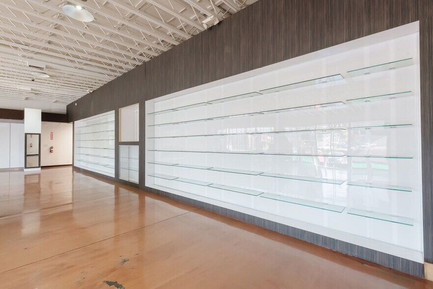 More Photos Of 114-134 N Gaffey St, San Pedro General Retail For Lease