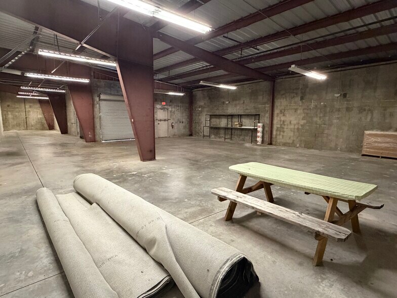 More Photos Of 311 S Ridgewood Ave, Edgewater Freestanding For Lease