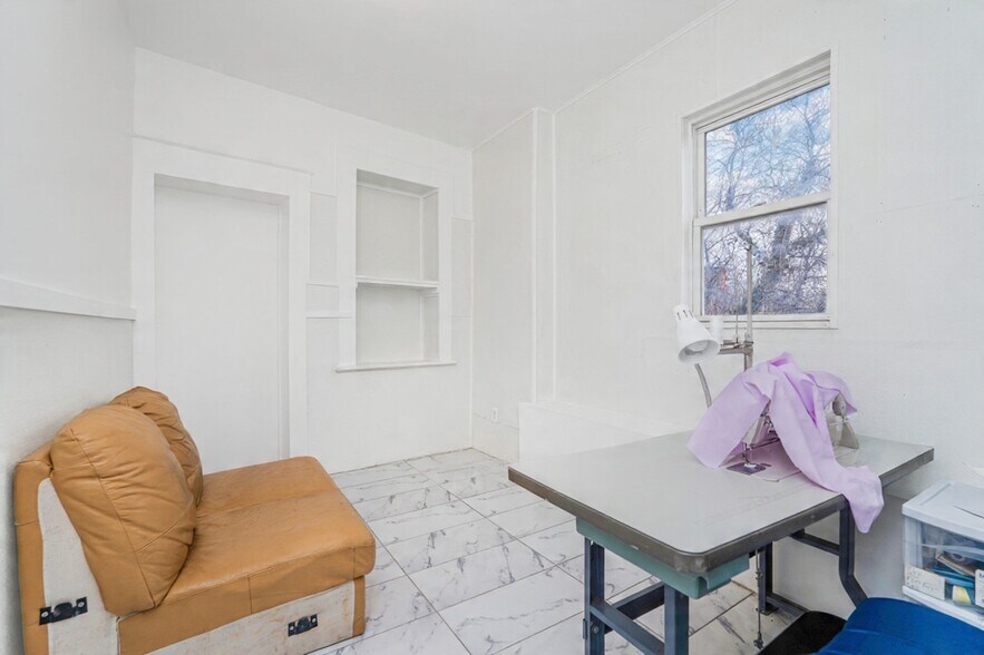 More Photos Of 419 Jersey St, Staten Island Storefront For Sale