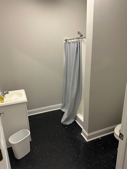 More Photos Of 195 Highway 9 South, Dawsonville Light Manufacturing For Lease