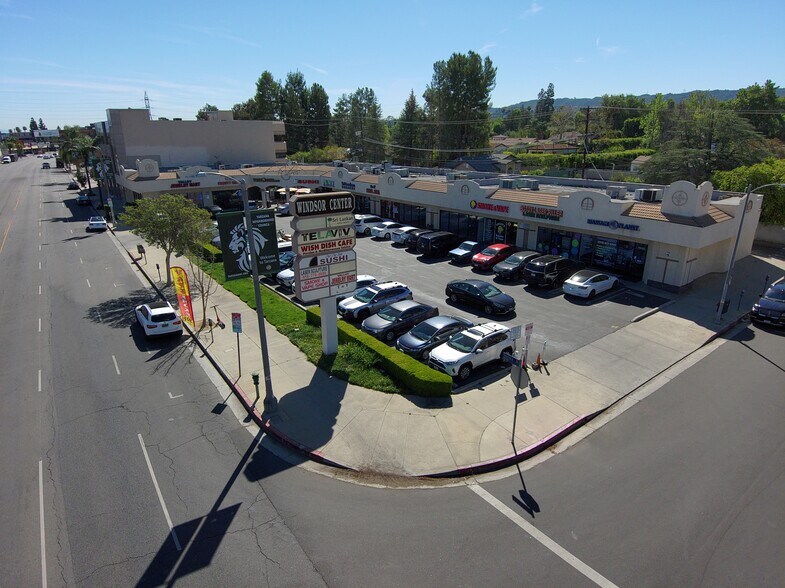Primary Photo Of 19000-19030 Ventura Blvd, Tarzana Unknown For Lease