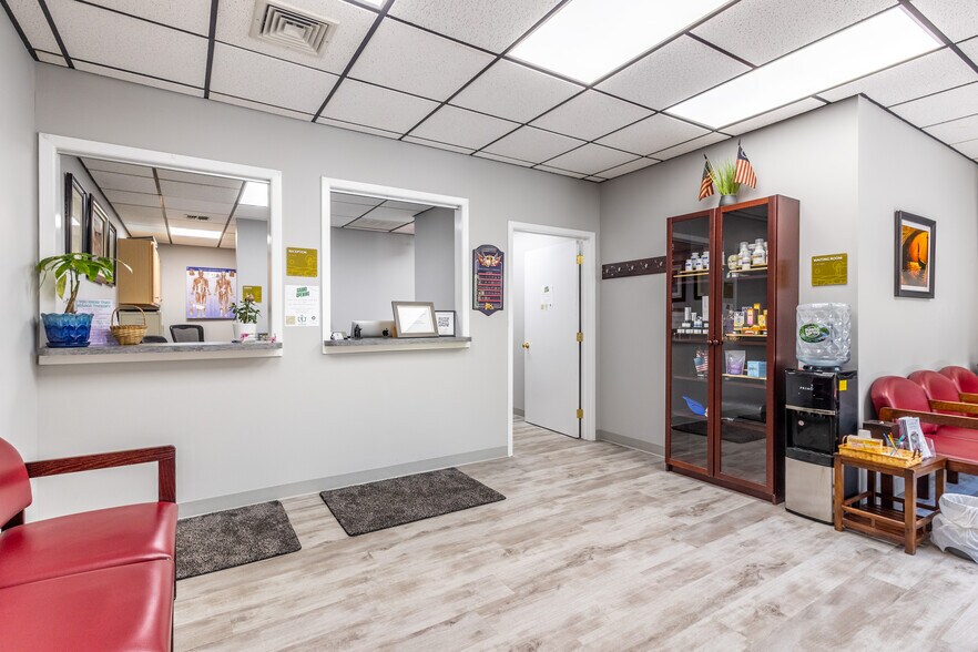 More Photos Of 189 Main Rd, Riverhead Medical For Lease