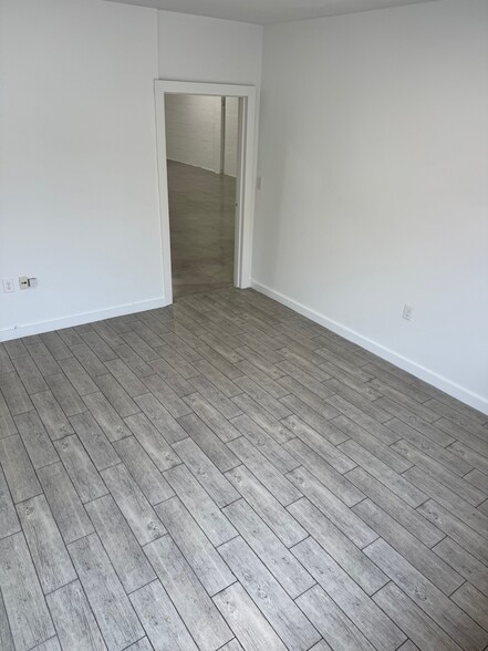 More Photos Of 13725 SW 139th Ct, Miami Warehouse For Lease