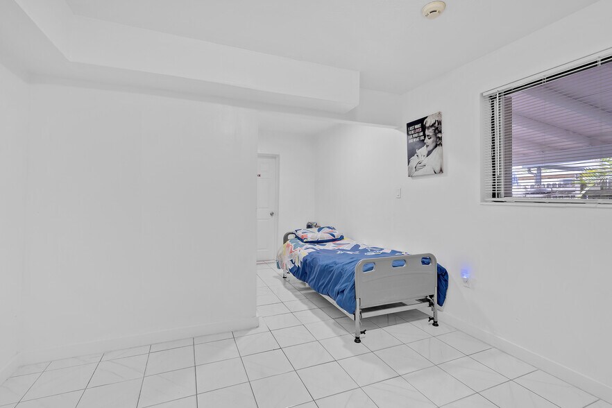 More Photos Of 73 E 47th St, Hialeah Assisted Living For Sale