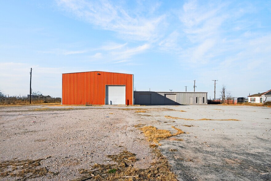 More Photos Of 2716 Judy Ave, Odessa Warehouse For Sale