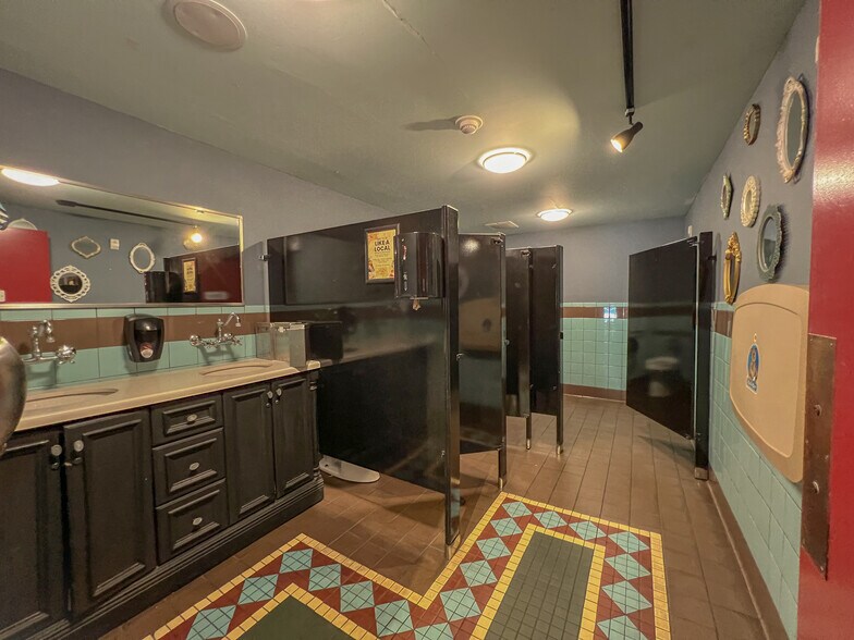 More Photos Of 404 Southard St, Key West Restaurant For Sale