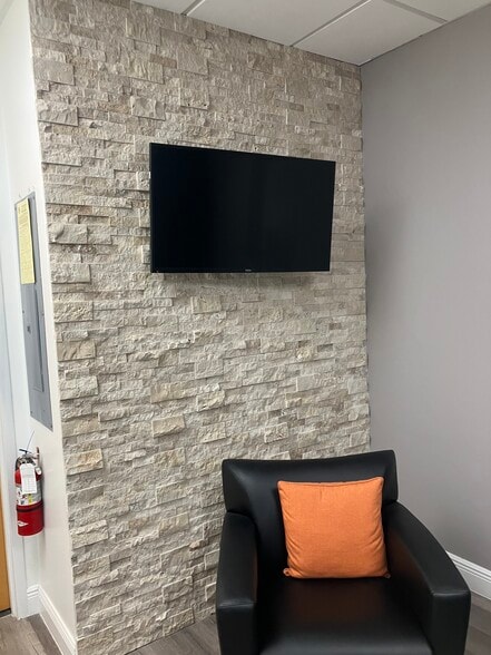 More Photos Of 12701 S John Young Pky, Orlando Unknown For Lease