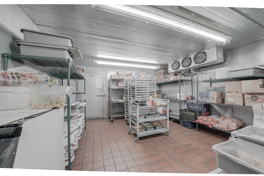 More Photos Of 215 NE 27th Ave, Mineral Wells Restaurant For Sale