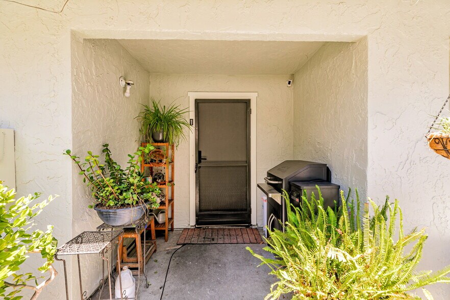 More Photos Of 3588 Agate Dr, Santa Clara Apartments For Sale