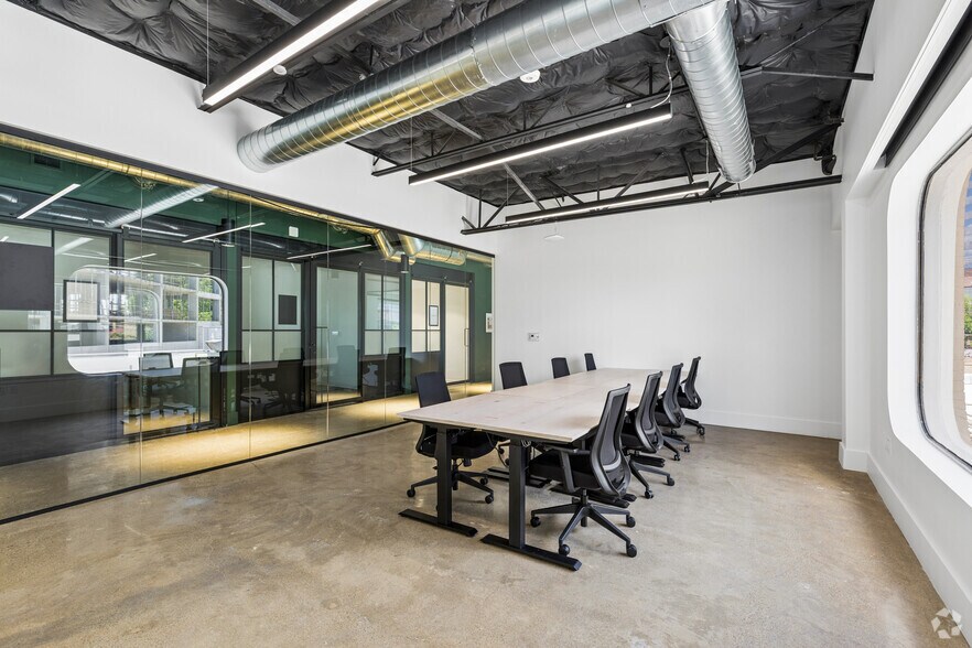 More Photos Of 9840-9850 N Central Expy, Dallas Coworking Space