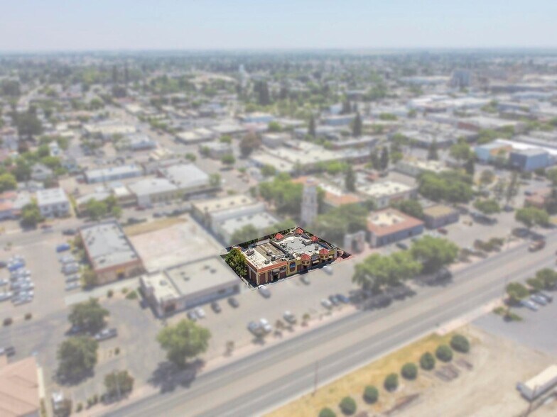 More Photos Of 200 N J St, Tulare Restaurant For Lease