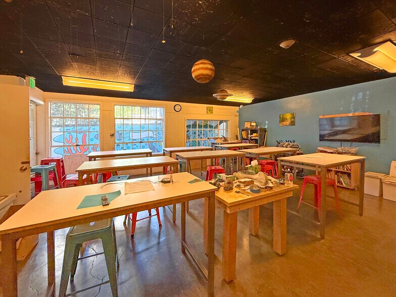 More Photos Of 2340 Durant Ave, Berkeley Schools For Lease