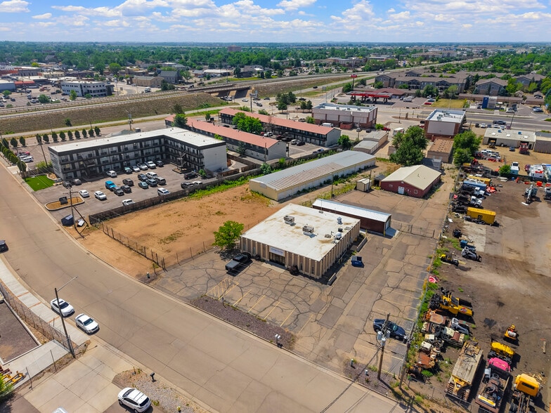 More Photos Of 110 W Walnut St, Brighton Industrial For Lease