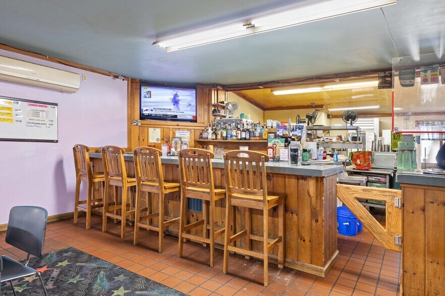 More Photos Of 179 Vermont Route 100 N, Wilmington Specialty For Sale