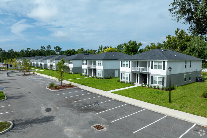 More Photos Of 9612 Hood Rd, Jacksonville Apartments For Sale