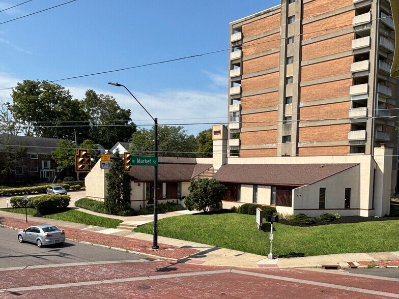 Primary Photo Of 10 S Portage Path, Akron Medical For Lease
