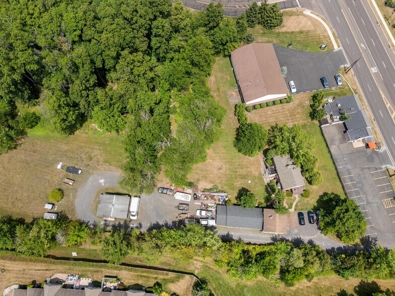 More Photos Of 1994, Jamison Freestanding For Sale