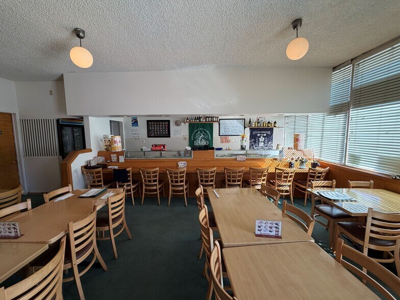 More Photos Of 629 S Atlantic Blvd, Monterey Park Restaurant For Sale