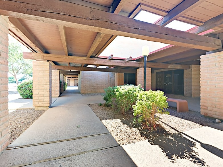 More Photos Of 1550 E University Dr, Mesa Office For Lease