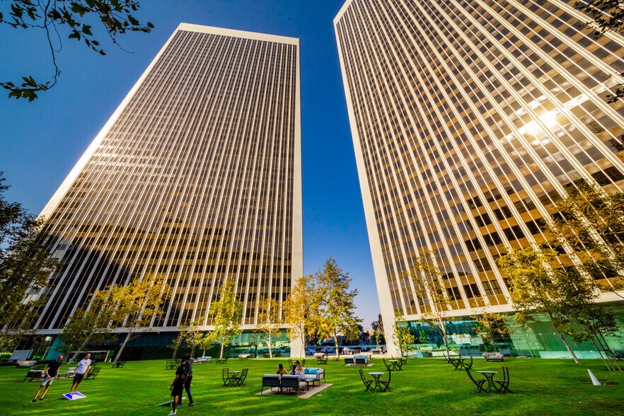 More Photos Of 2049 Century Park E, Los Angeles Office For Lease