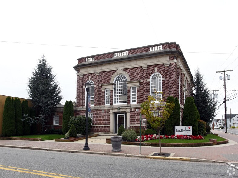 Primary Photo Of 6 High St E, Glassboro Office For Sale