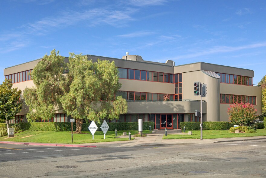 More Photos Of 1701 Novato Blvd, Novato Office For Lease