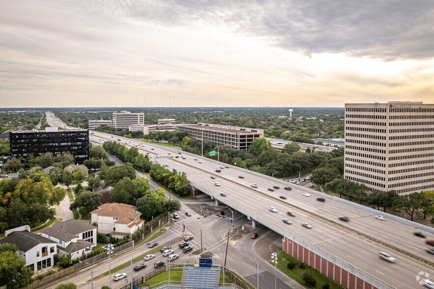 More Photos Of 6500 West Loop South, Bellaire Medical For Lease