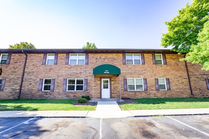 More Photos Of 2111 W Frederick Dr, Marion Apartments For Sale