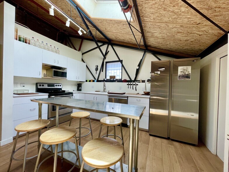 More Photos Of 3114 Larimer St, Denver Flex For Sale