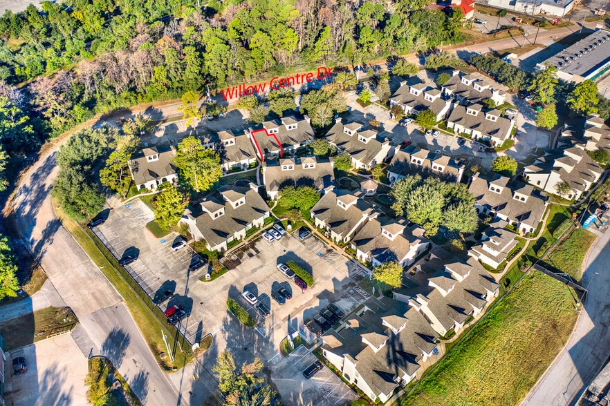 More Photos Of 12818 Willow Centre, Houston Office Residential For Sale