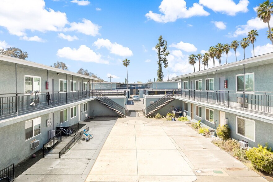 More Photos Of 1414-1446 E Citrus St, San Bernardino Apartments For Sale