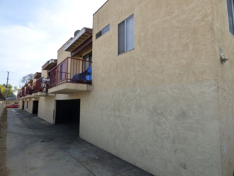 More Photos Of 839 N Summit Ave, Pasadena Apartments For Sale