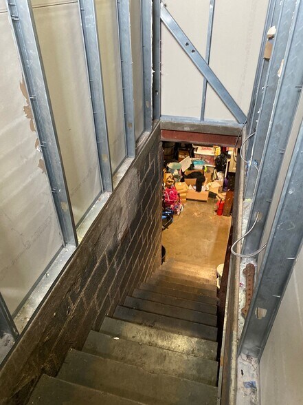 More Photos Of 5503-5505 Reisterstown Rd, Baltimore Freestanding For Lease