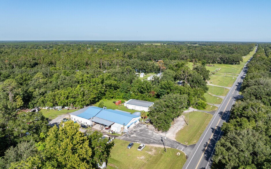 More Photos Of 13508 US HWY 90, Live Oak Industrial For Sale