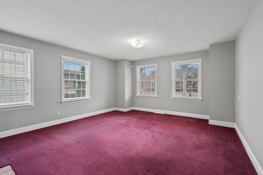 More Photos Of 396 4th St, Beaver Office Residential For Sale