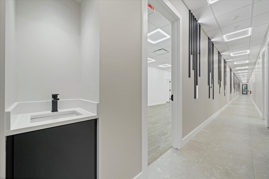 More Photos Of 72 Summit Ave, Montvale Office Residential For Lease