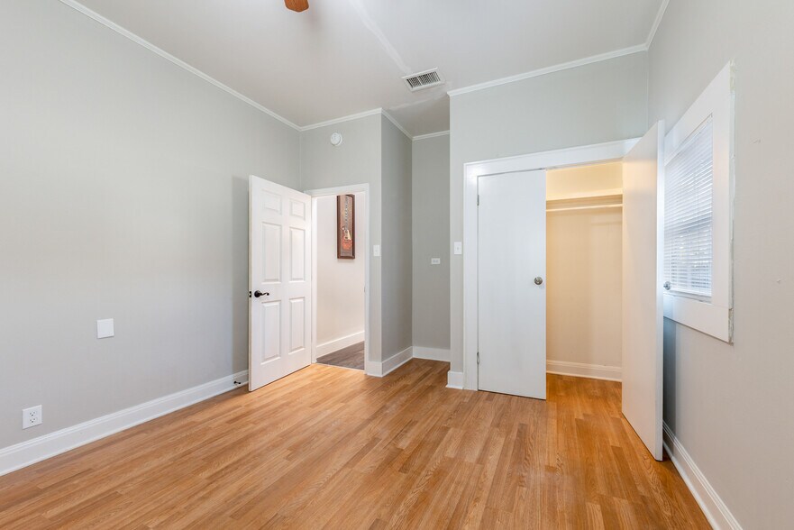 More Photos Of 2511 San Gabriel St, Austin Multifamily For Sale