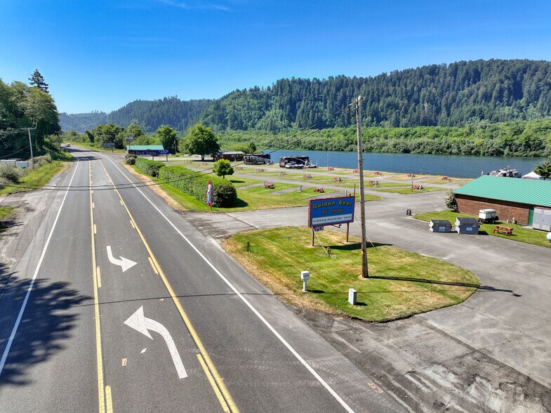 More Photos Of 17581 US Highway 101 N, Klamath Trailer Camper Park For Sale