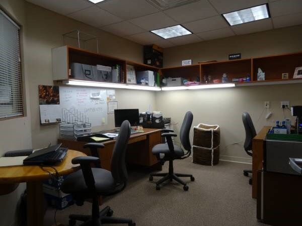 More Photos Of 76 Progress Dr, Stamford Research And Development For Lease